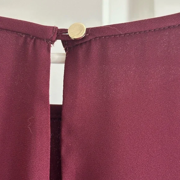 Burgundy Blouse from White House Black Market - Picture 4 of 8